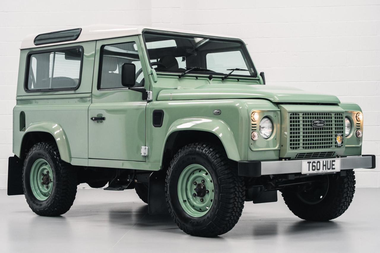 2015 Land Rover Defender 90 Heritage