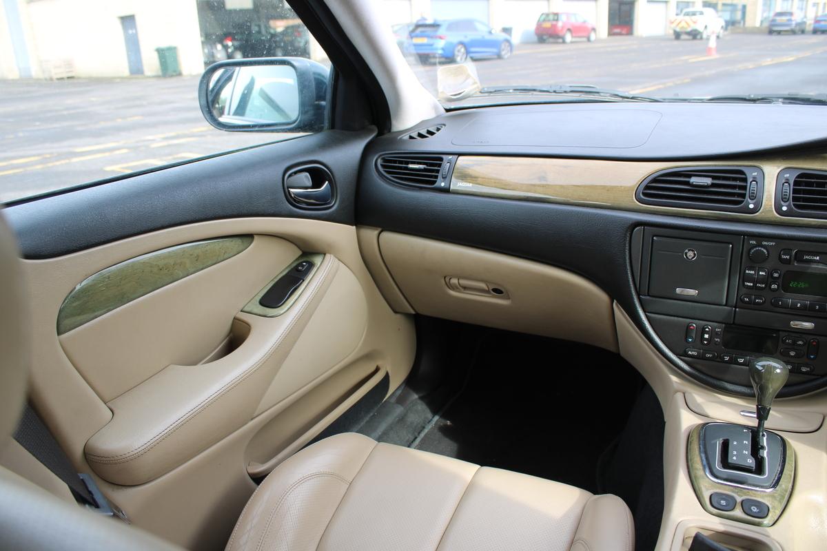 2001 Jaguar S-TYPE V6 SPORT AUTO