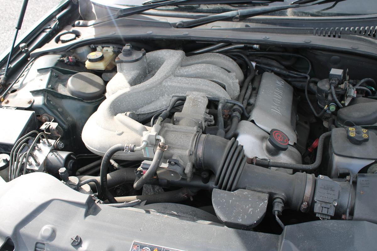 2001 Jaguar S-TYPE V6 SPORT AUTO