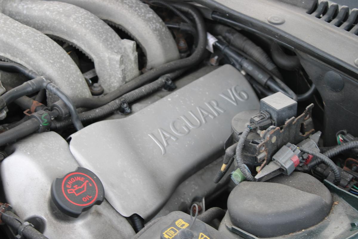 2001 Jaguar S-TYPE V6 SPORT AUTO