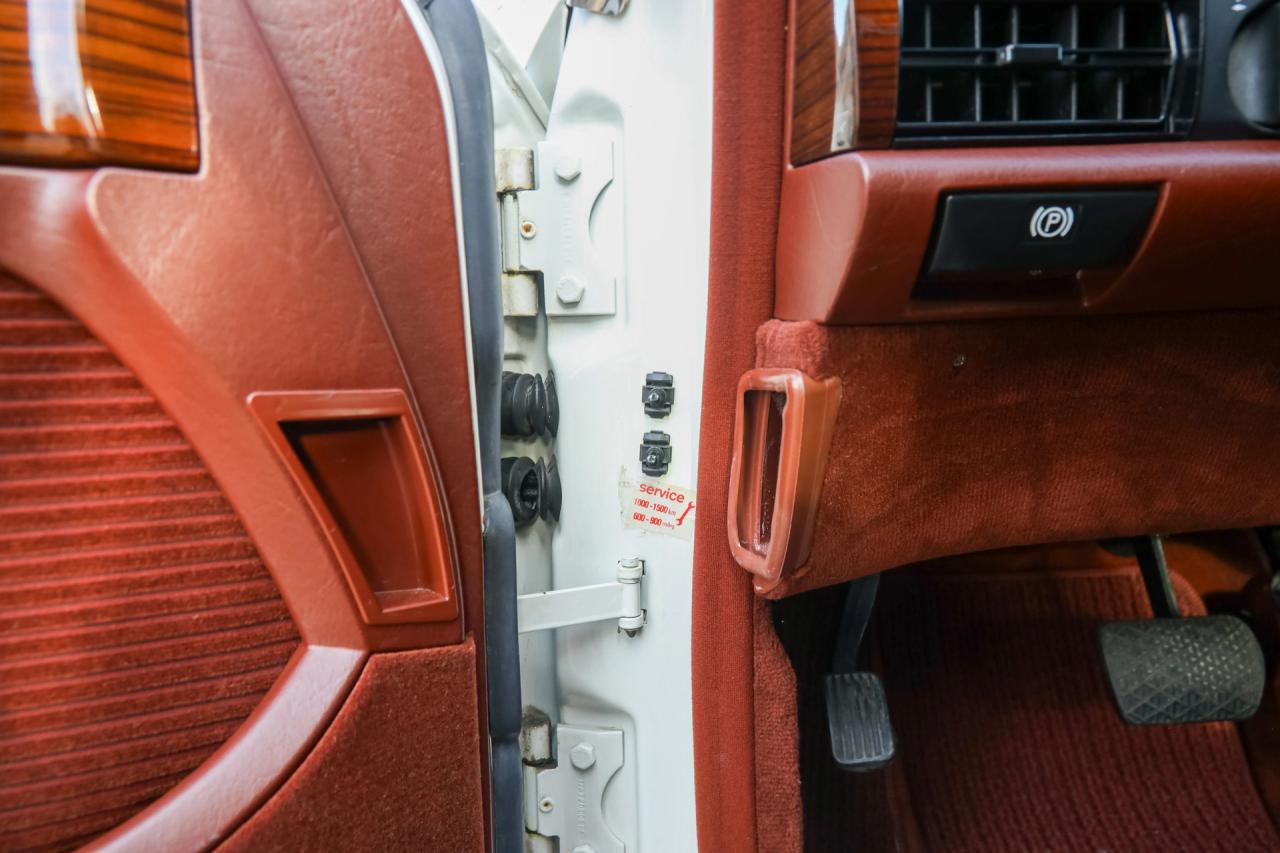 1988 Mercedes - Benz 280 S &ldquo;With only 16.000 kilometers&rdquo;