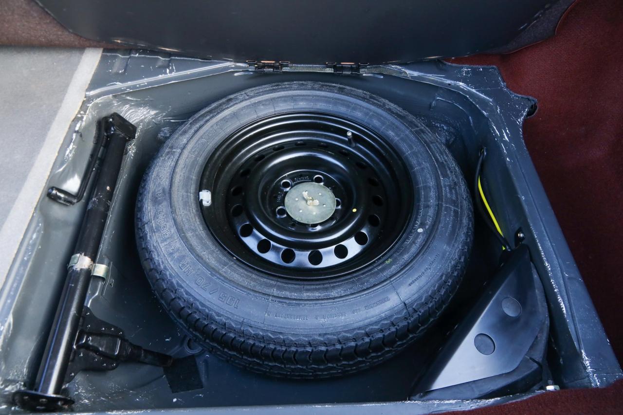 1988 Mercedes - Benz 280 S &ldquo;With only 16.000 kilometers&rdquo;