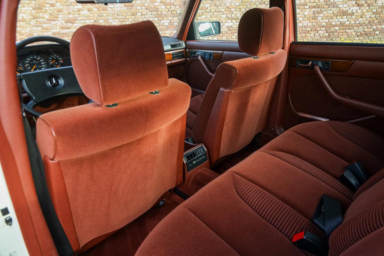 1988 Mercedes - Benz 280 S &ldquo;With only 16.000 kilometers&rdquo;