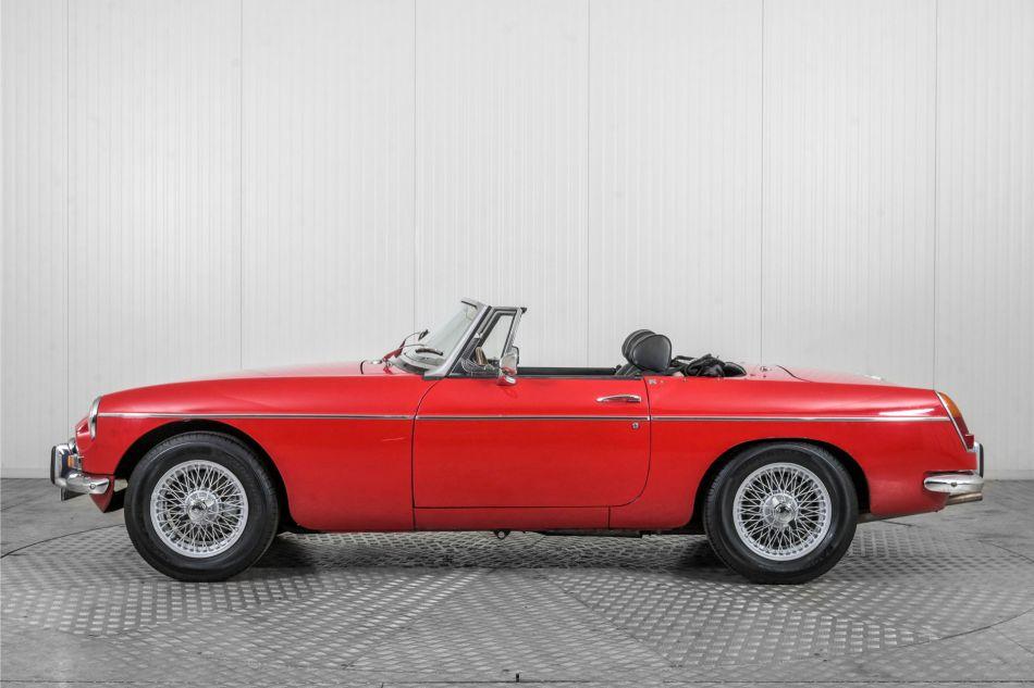 1973 MG B MGB