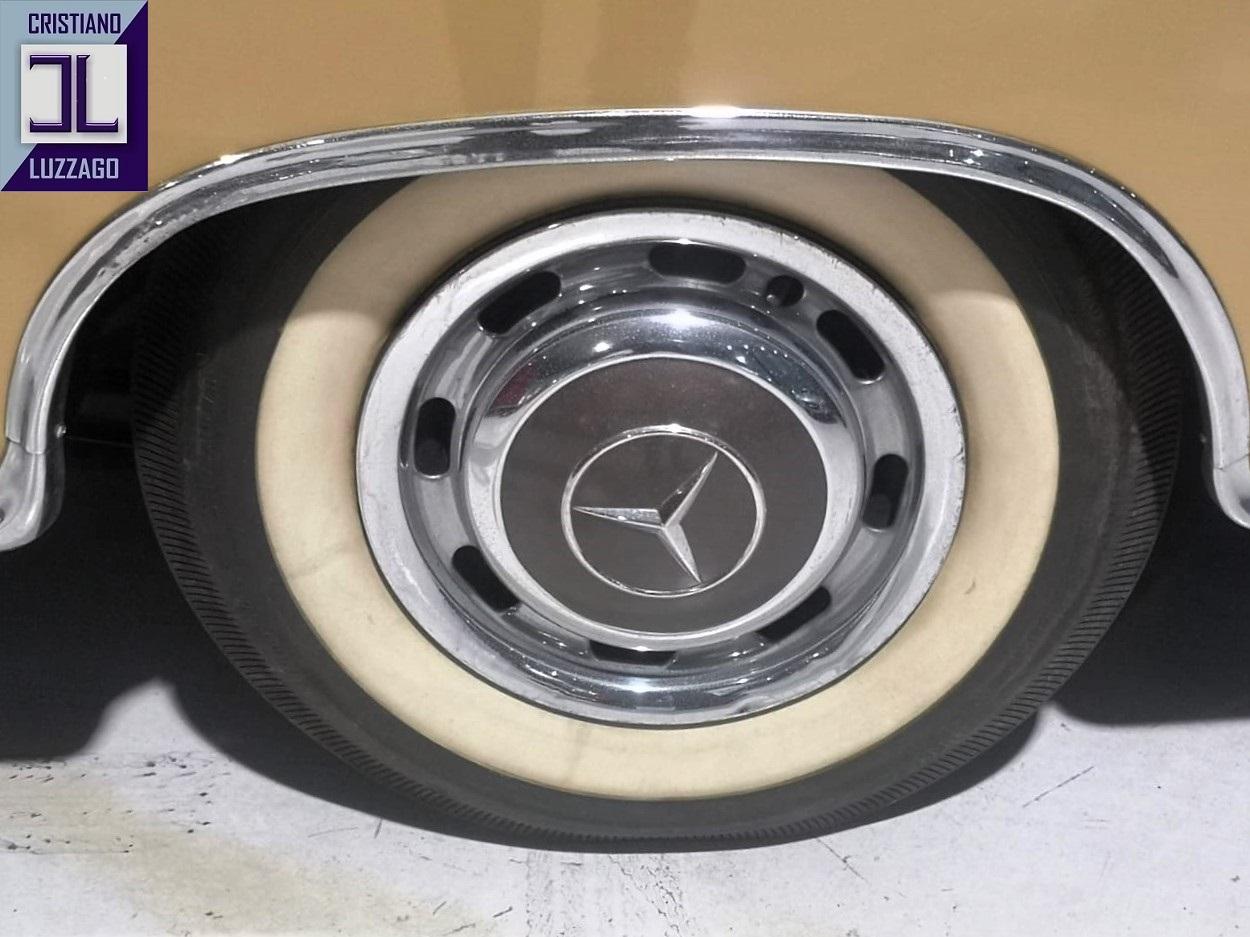 1959 Mercedes - Benz 220S Cabriolet