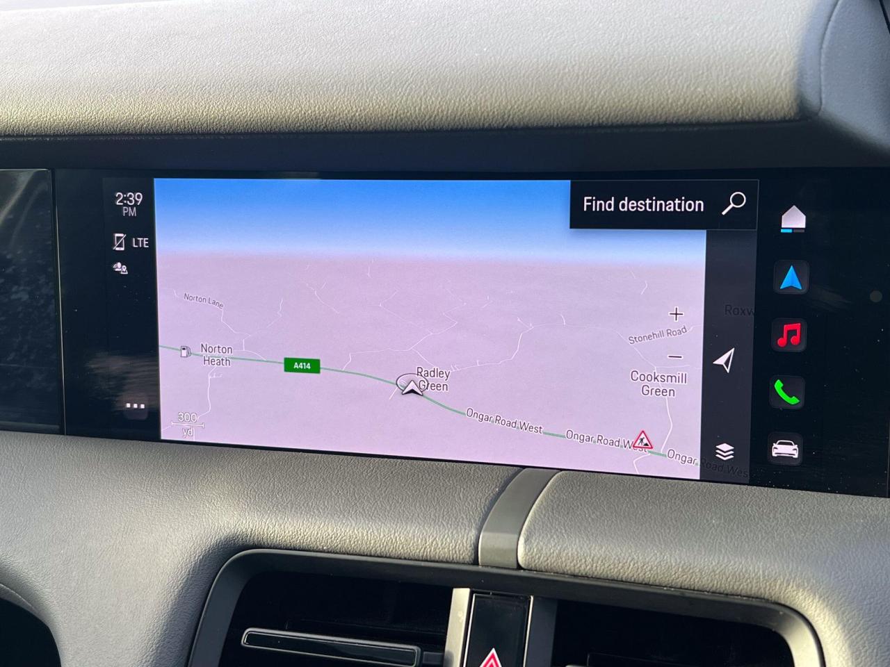 2022 Porsche Performance 79.2kWh Sport Turismo Auto RWD 5dr (11kW Charger)