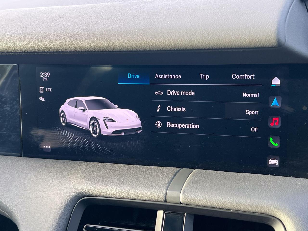 2022 Porsche Performance 79.2kWh Sport Turismo Auto RWD 5dr (11kW Charger)