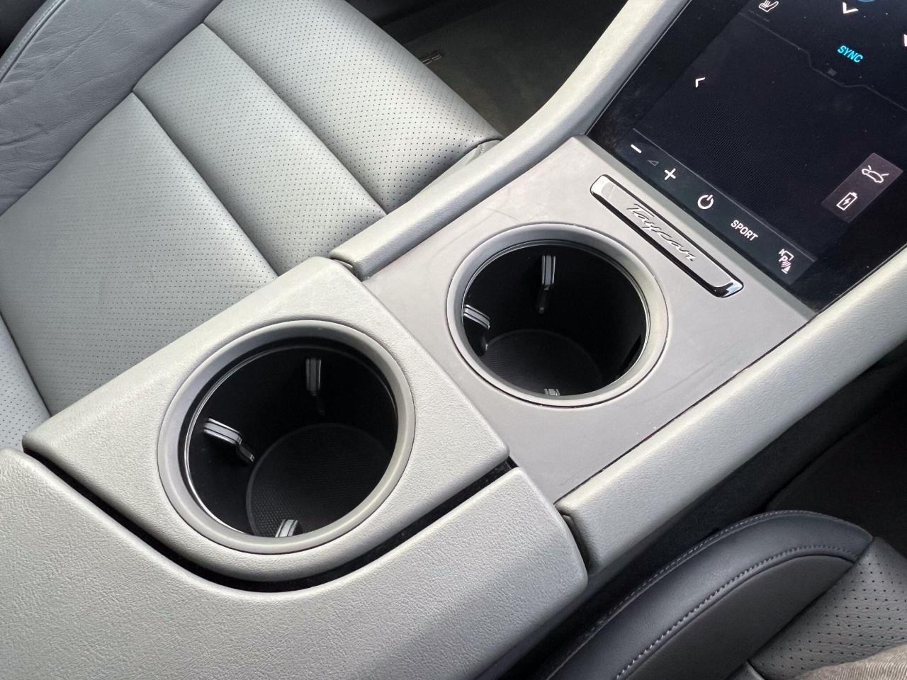 2022 Porsche Performance 79.2kWh Sport Turismo Auto RWD 5dr (11kW Charger)