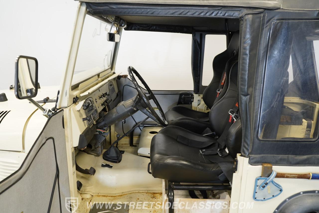1974 Toyota FJ40 Land Cruiser