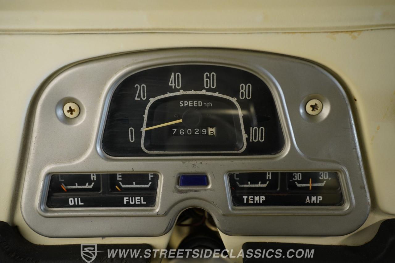 1974 Toyota FJ40 Land Cruiser