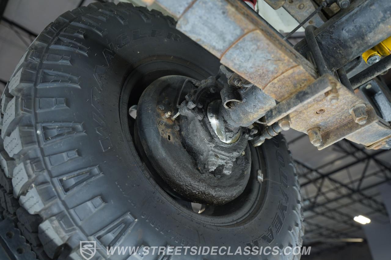 1974 Toyota FJ40 Land Cruiser