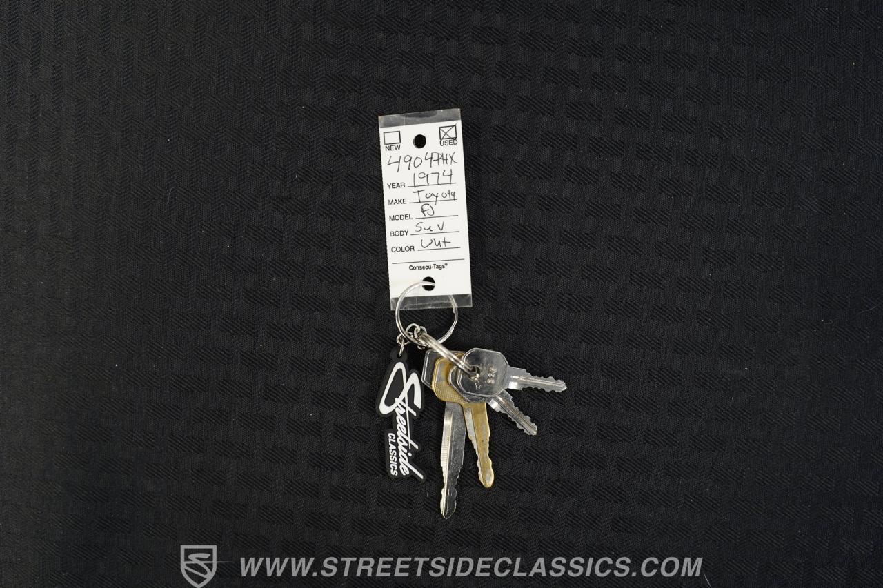 1974 Toyota FJ40 Land Cruiser