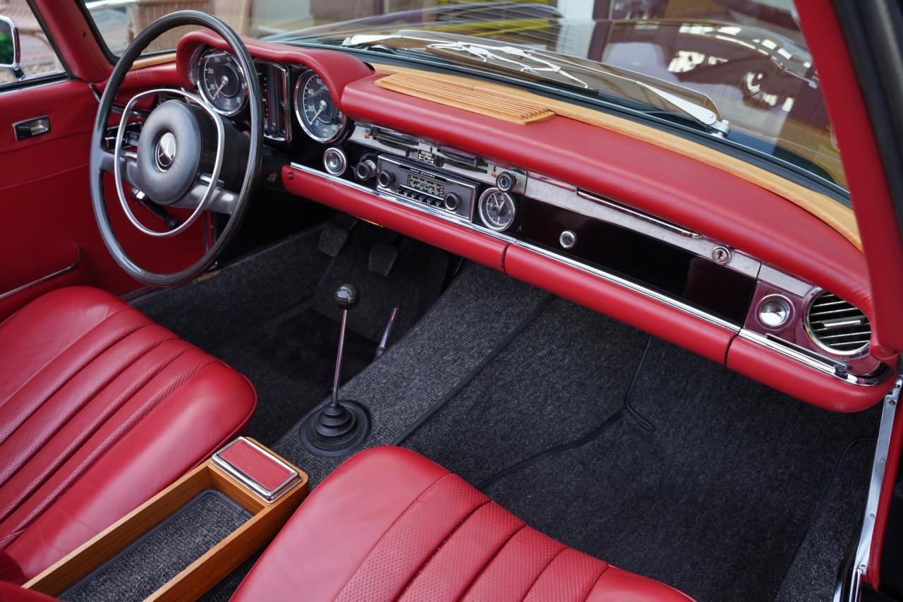 1969 Mercedes - Benz Mercedes Benz 280 SL Pagode &ldquo;Restored&rdquo;