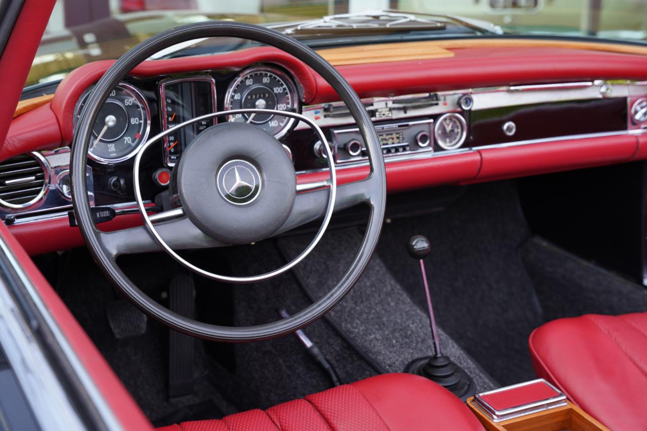 1969 Mercedes - Benz Mercedes Benz 280 SL Pagode &ldquo;Restored&rdquo;