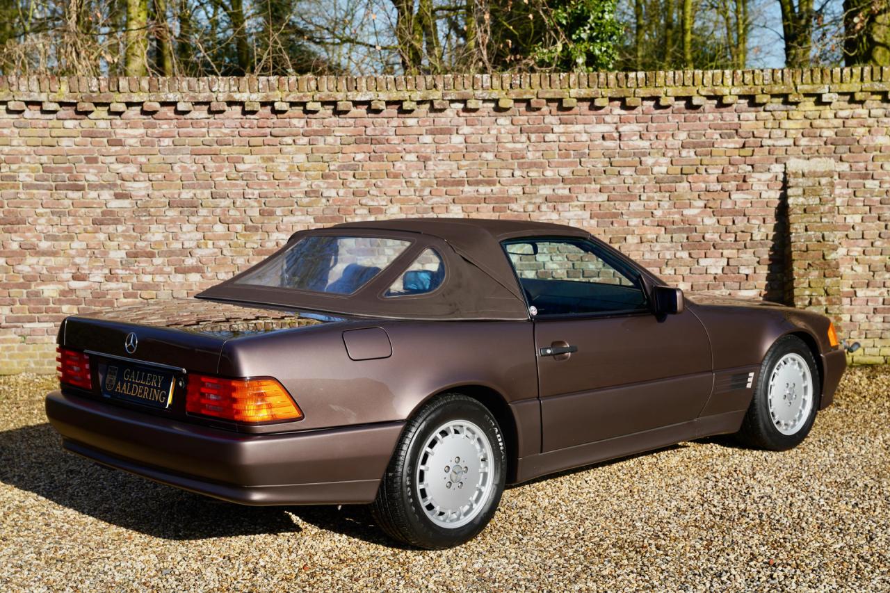 1993 Mercedes - Benz 300 SL &ldquo;Brown over brown&rdquo;