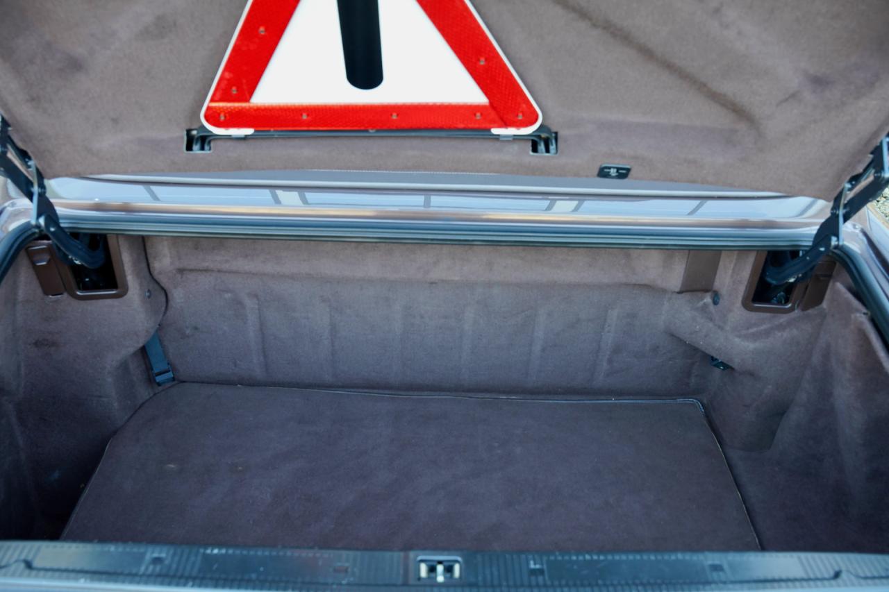 1993 Mercedes - Benz 300 SL &ldquo;Brown over brown&rdquo;