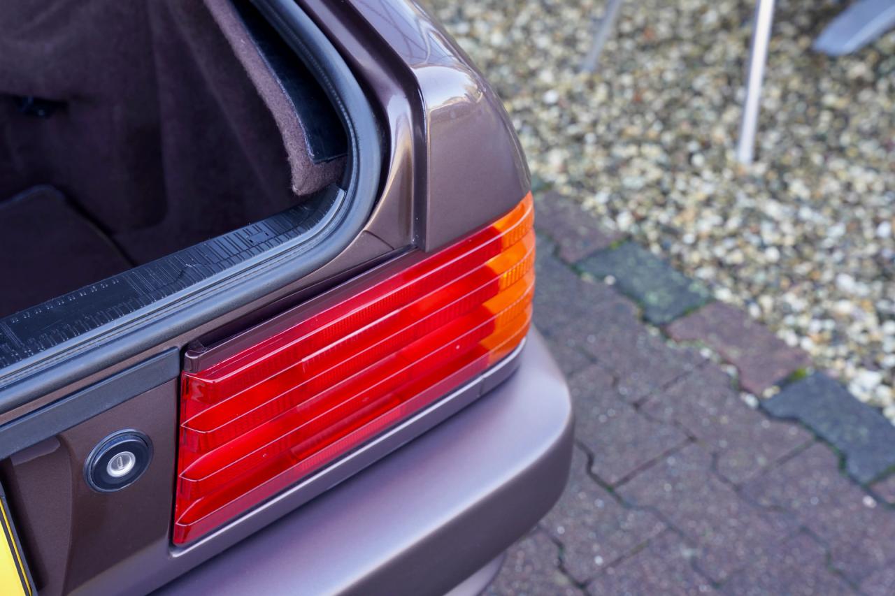 1993 Mercedes - Benz 300 SL &ldquo;Brown over brown&rdquo;