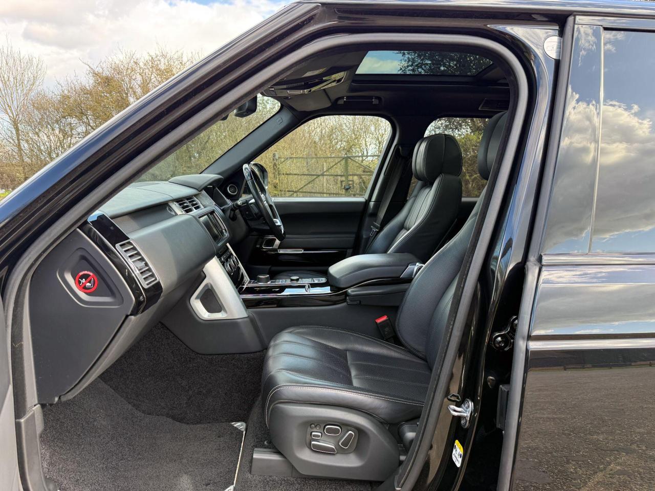 2013 Land Rover 4.4 SD V8 Autobiography SUV 5dr Diesel Auto 4WD Euro 5 (339 ps)