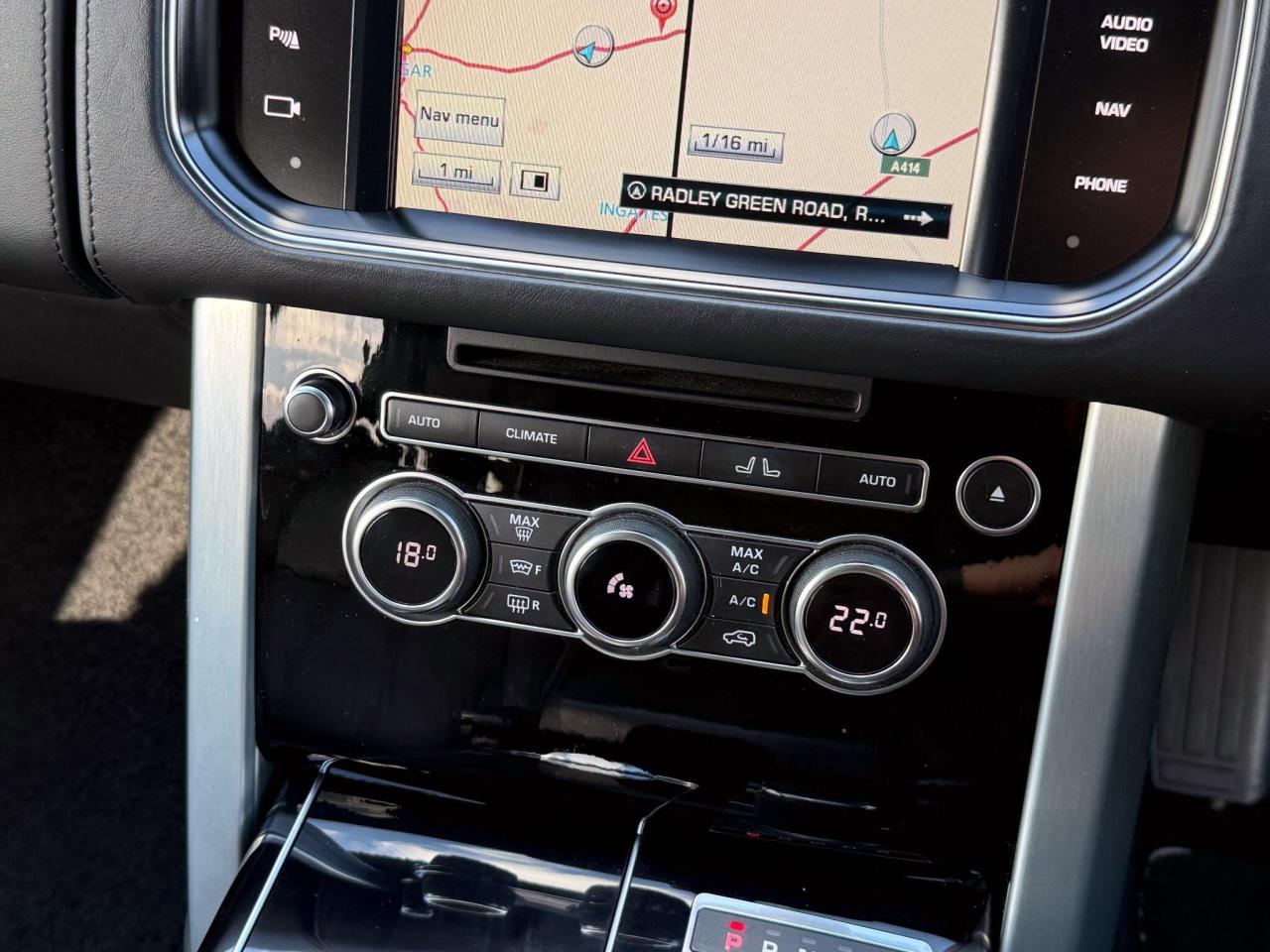 2013 Land Rover 4.4 SD V8 Autobiography SUV 5dr Diesel Auto 4WD Euro 5 (339 ps)