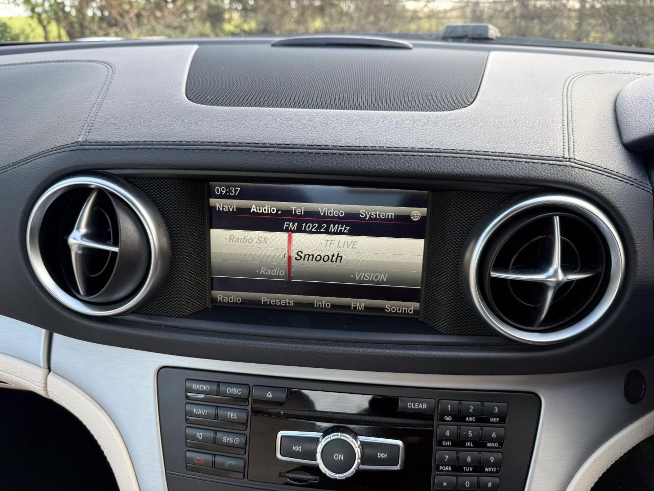 2014 Mercedes - Benz 3.0 SL400 AMG Sport Convertible 2dr Petrol G-Tronic Euro 6 (s/s) (333 ps)