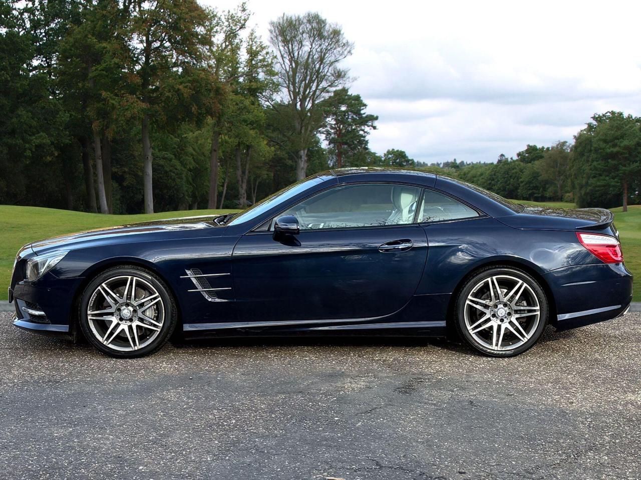 2014 Mercedes - Benz 3.0 SL400 AMG Sport Convertible 2dr Petrol G-Tronic Euro 6 (s/s) (333 ps)