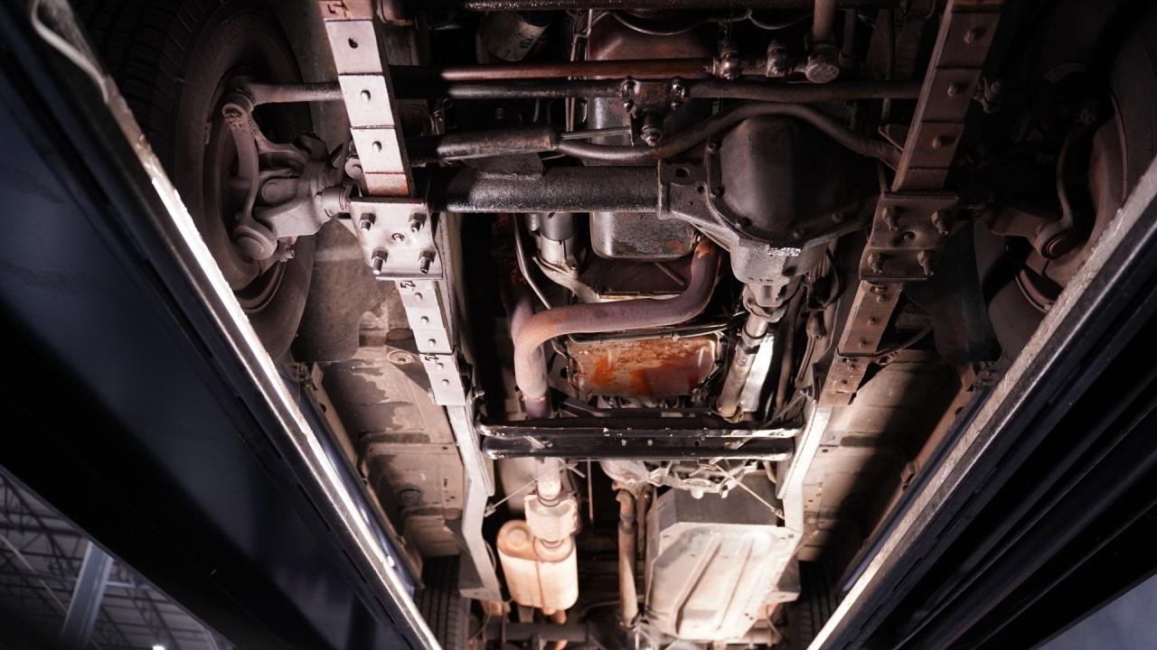 1988 Jeep Grand Wagoneer