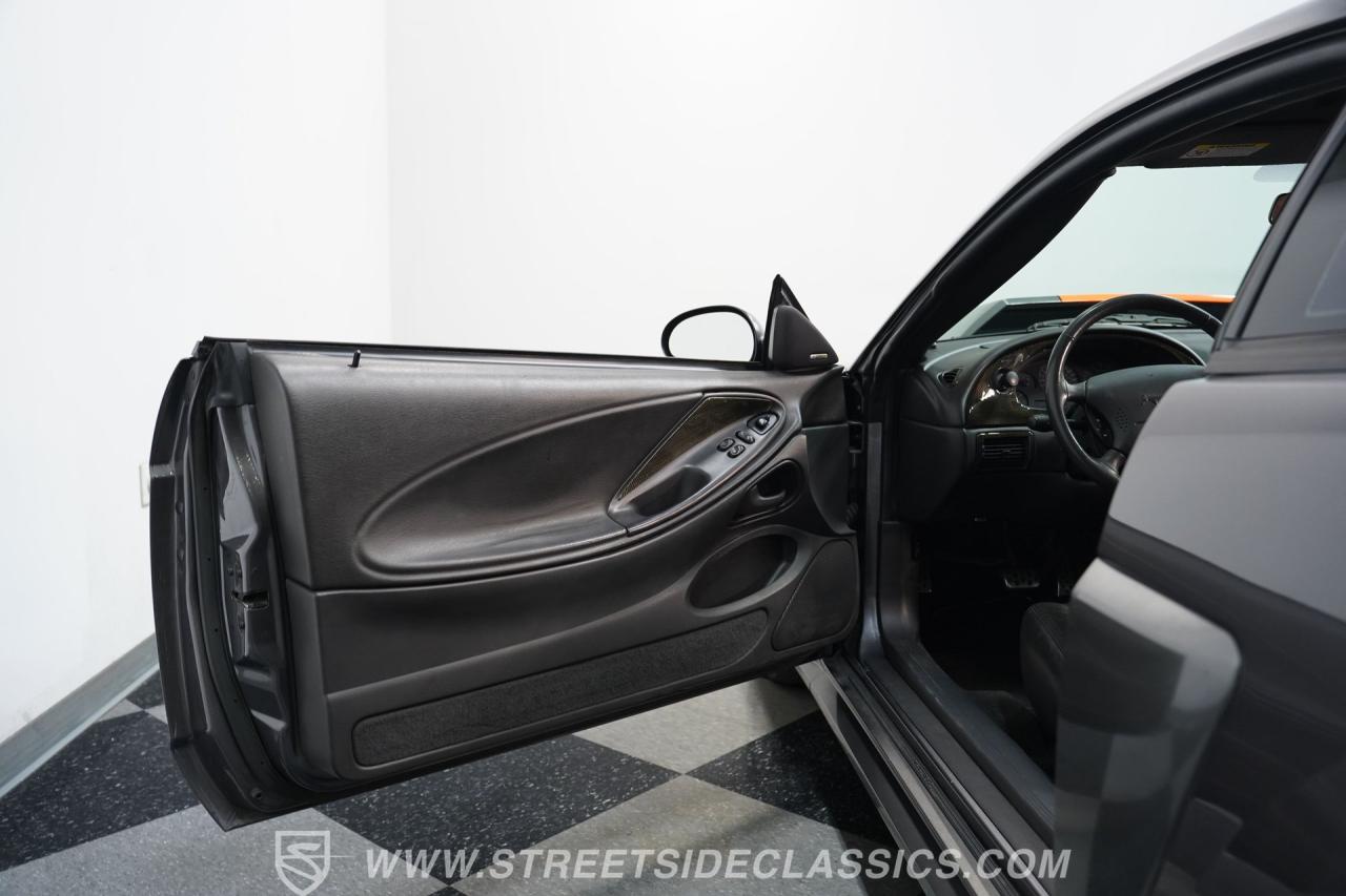 2004 Ford Mustang GT