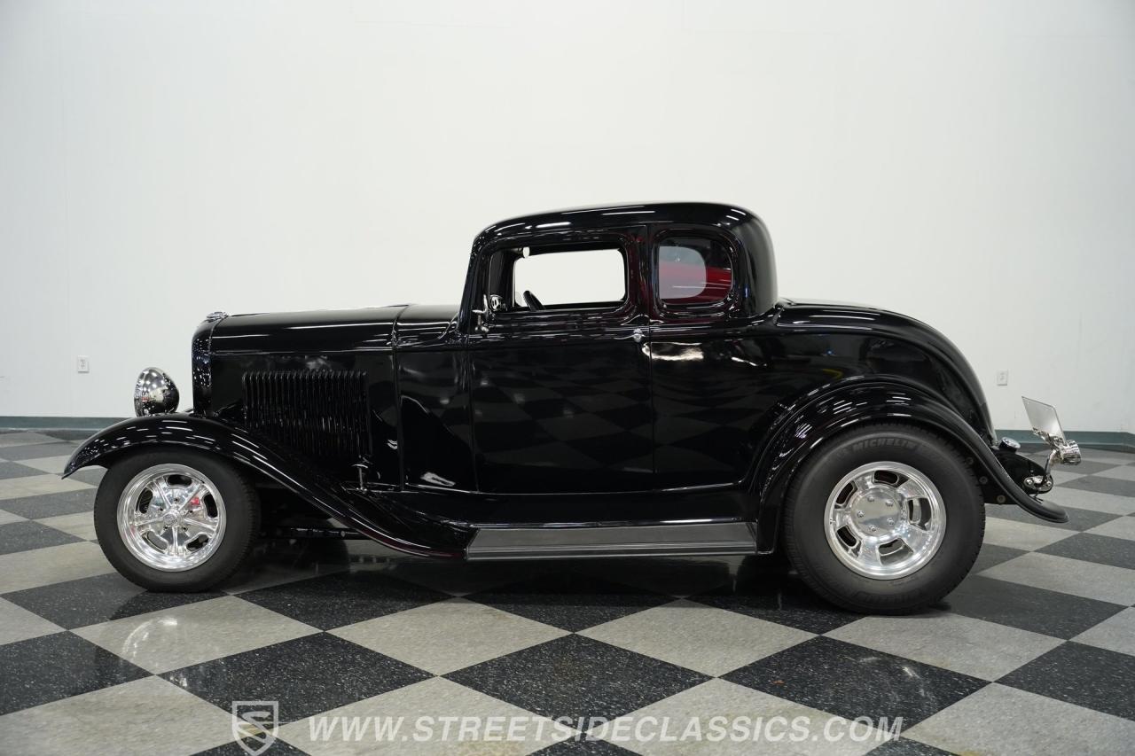 1932 Ford 5-Window Coupe LS1