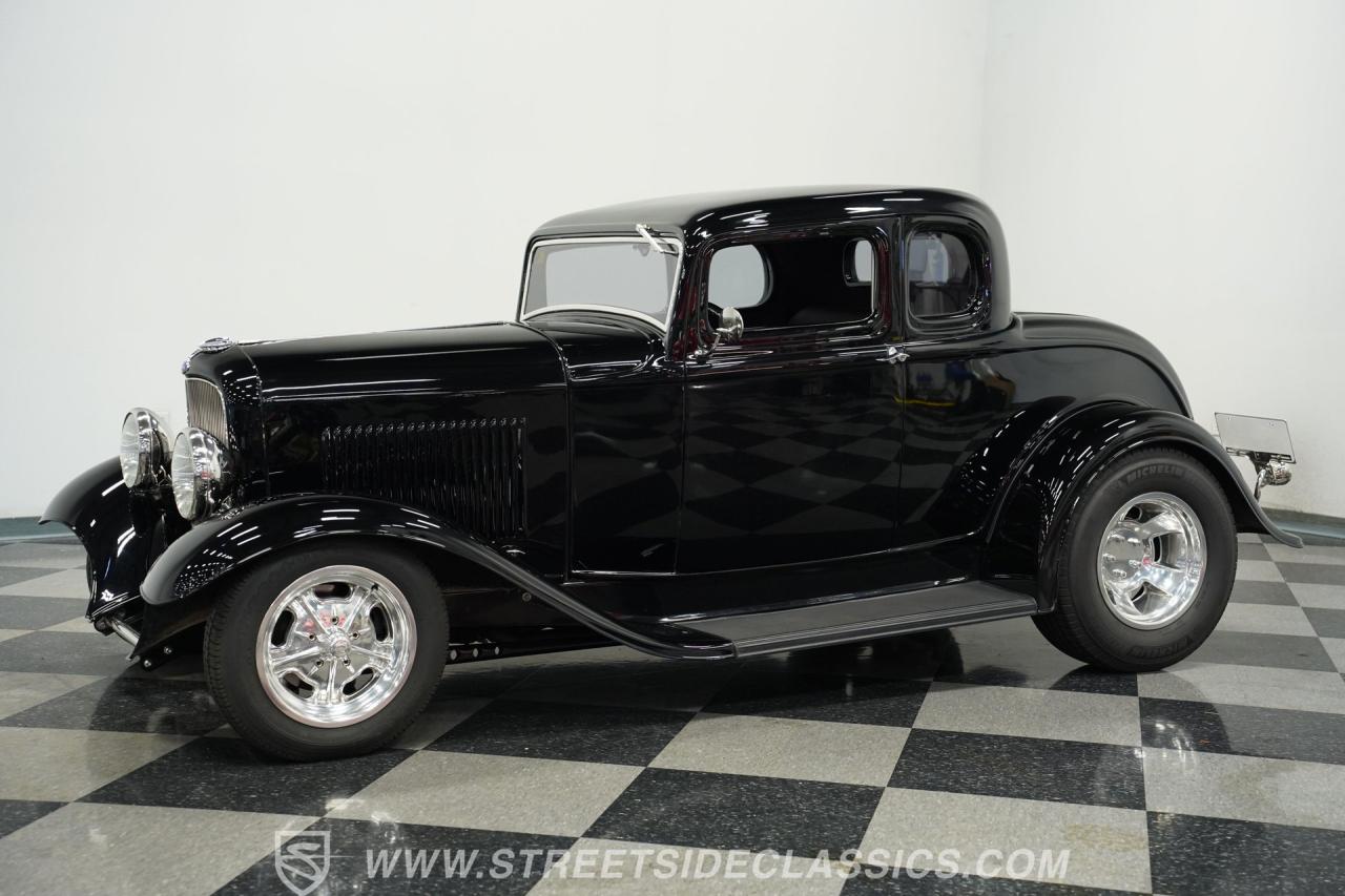 1932 Ford 5-Window Coupe LS1