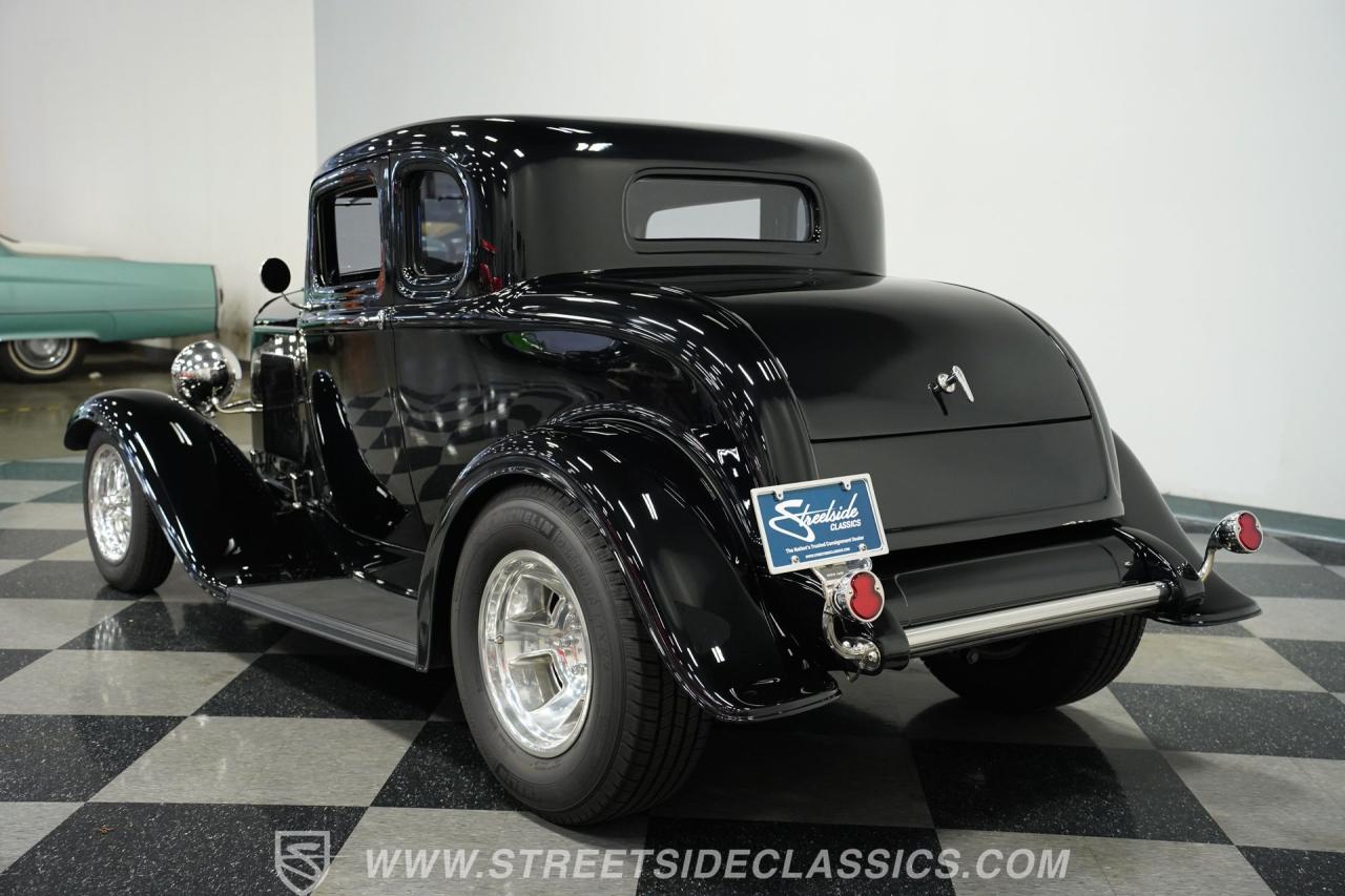 1932 Ford 5-Window Coupe LS1