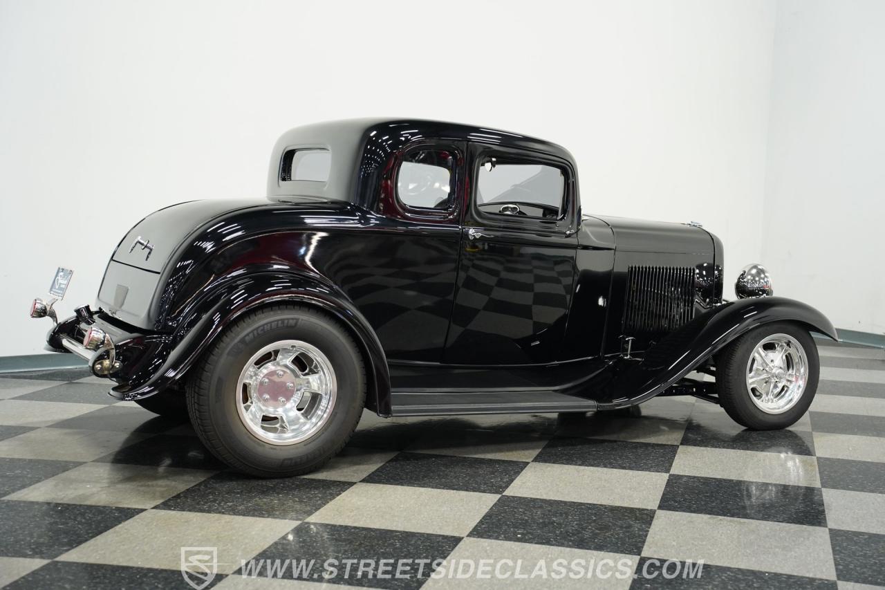 1932 Ford 5-Window Coupe LS1