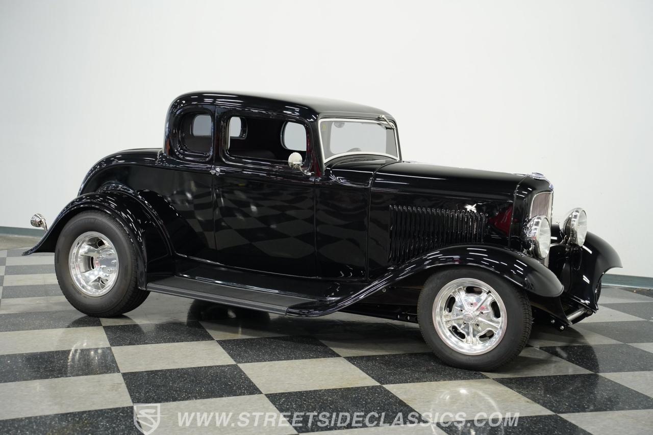 1932 Ford 5-Window Coupe LS1