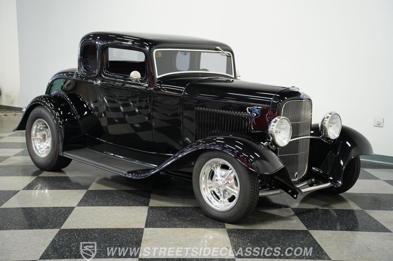 1932 Ford 5-Window Coupe LS1
