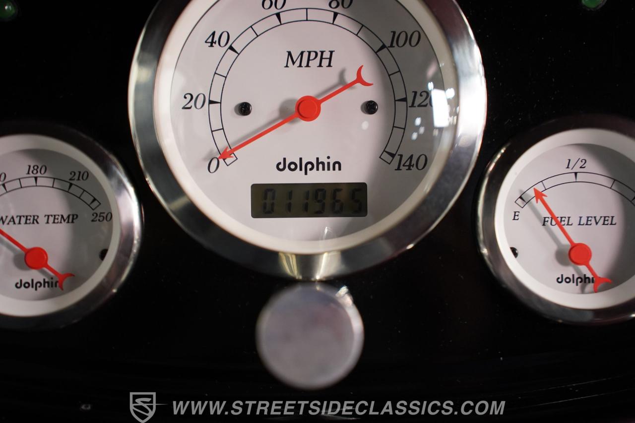 1932 Ford 5-Window Coupe LS1