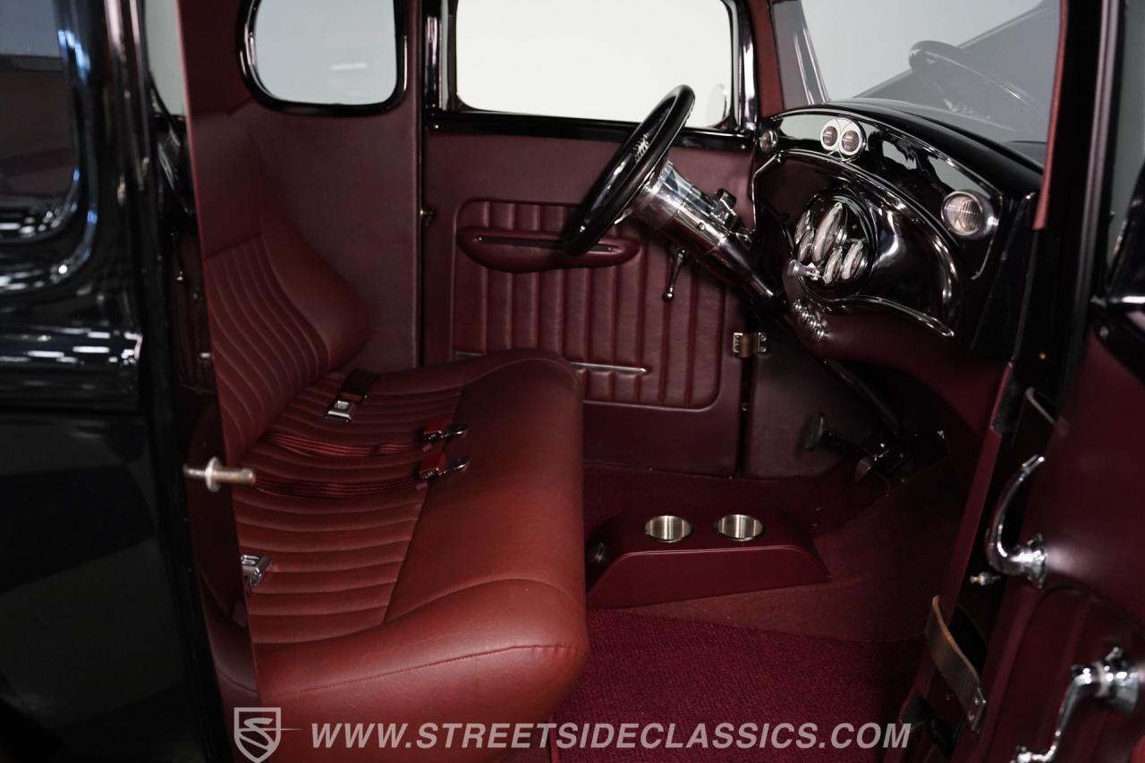 1932 Ford 5-Window Coupe LS1