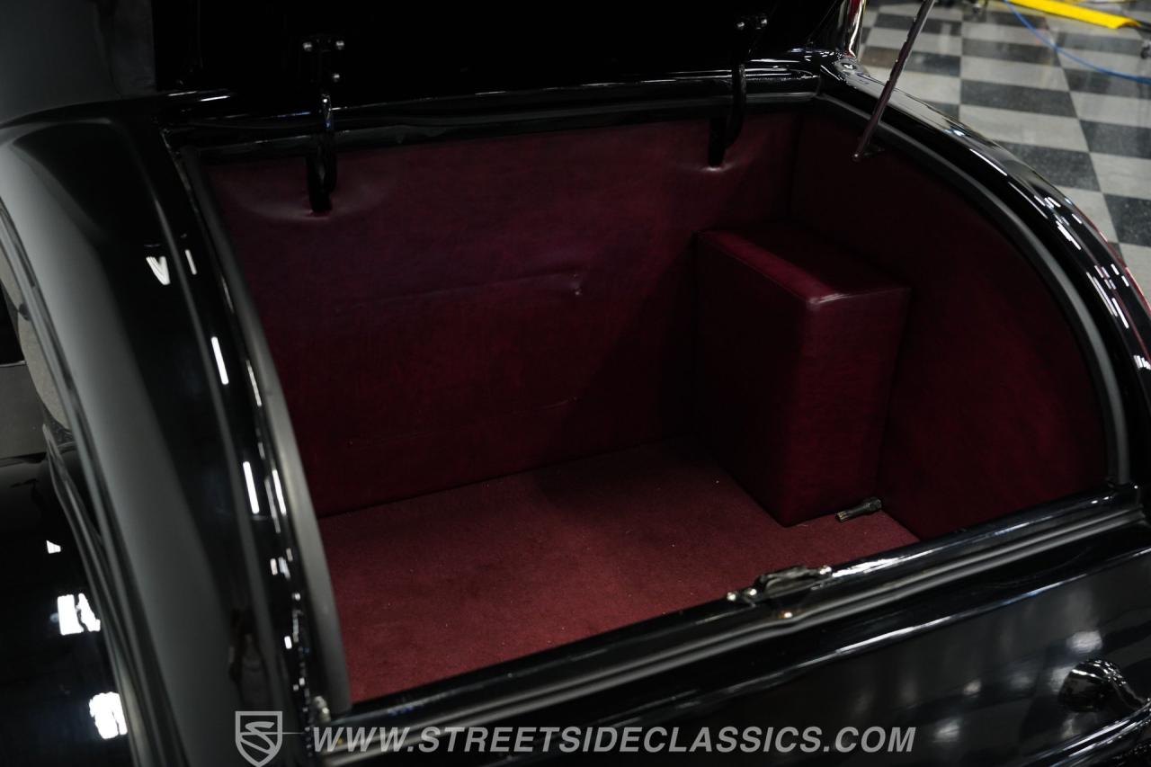 1932 Ford 5-Window Coupe LS1