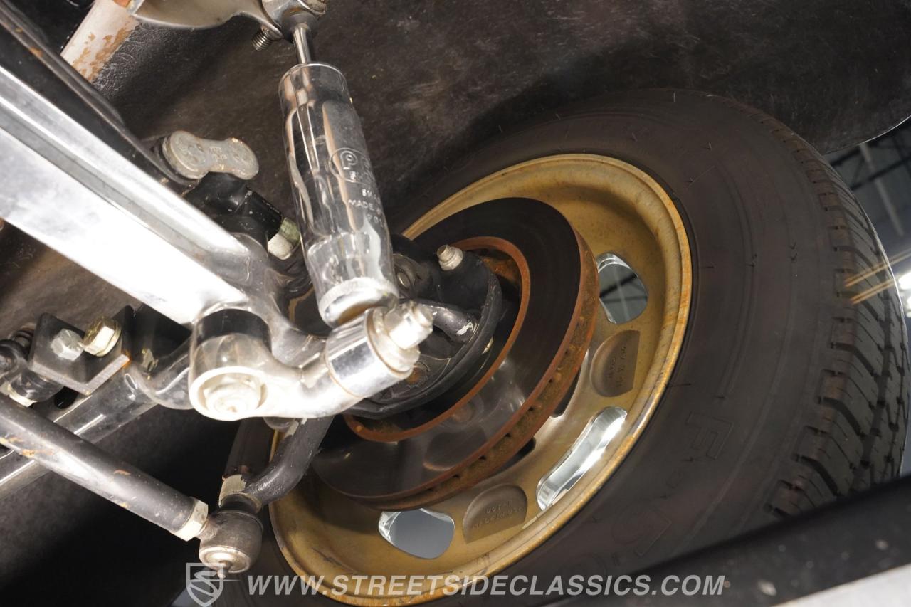 1932 Ford 5-Window Coupe LS1