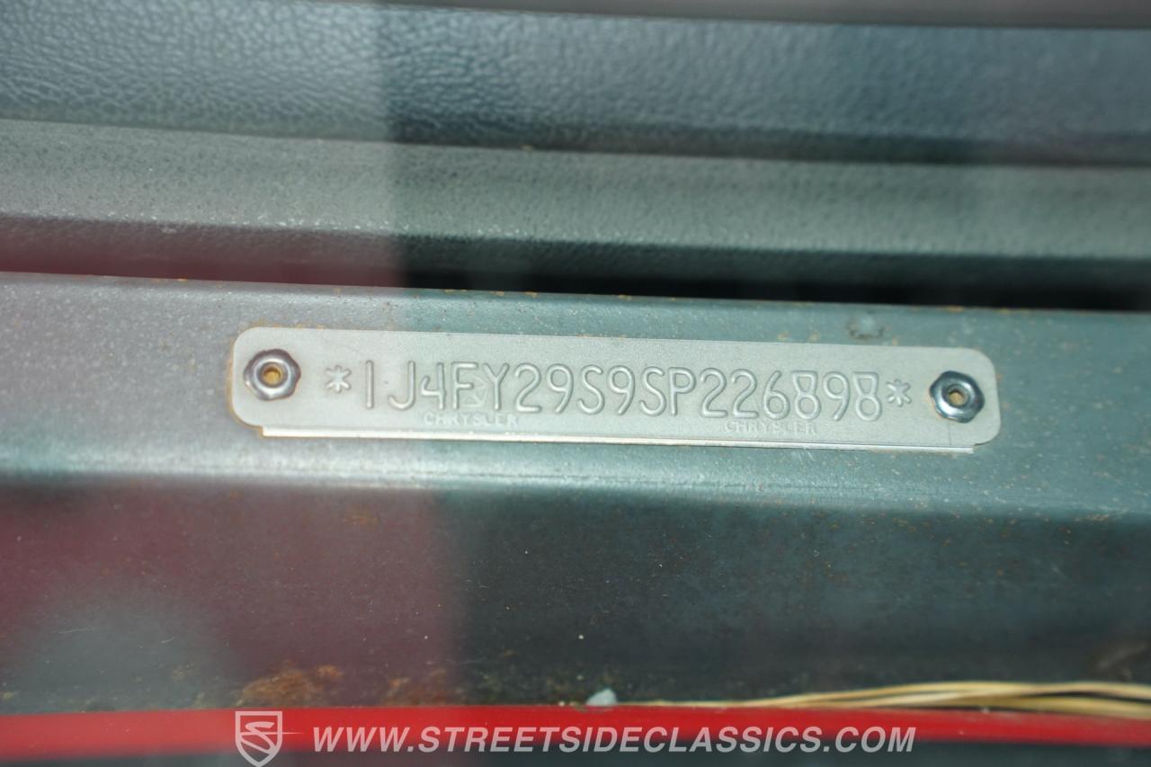 1995 Jeep Wrangler SE/YJ