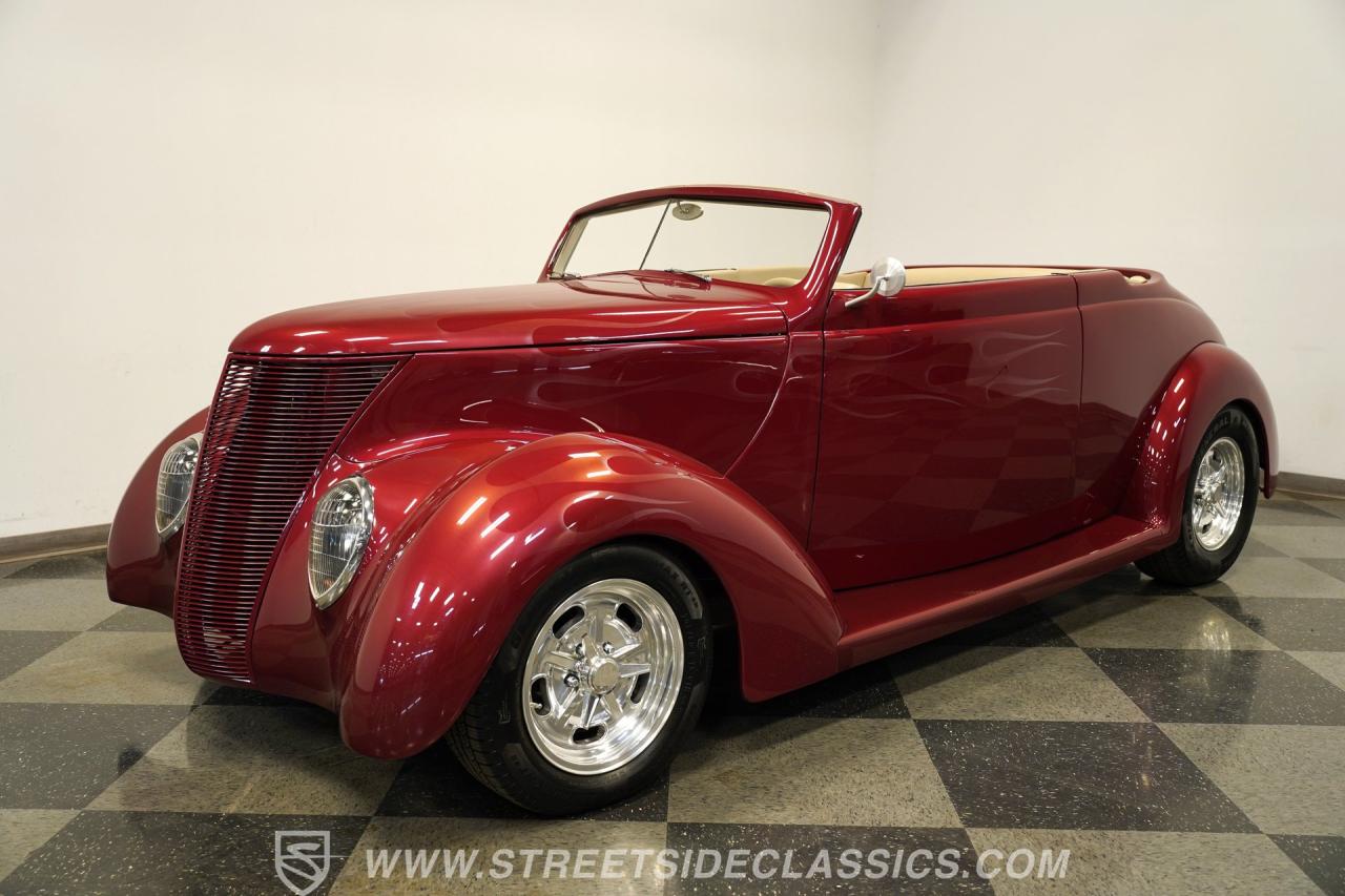 1937 Ford Cabriolet