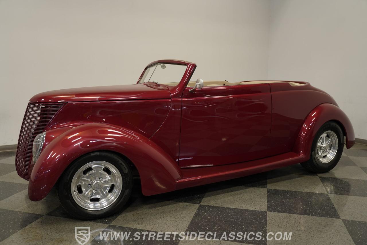 1937 Ford Cabriolet