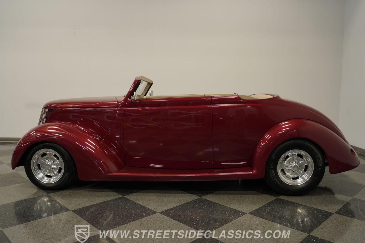 1937 Ford Cabriolet