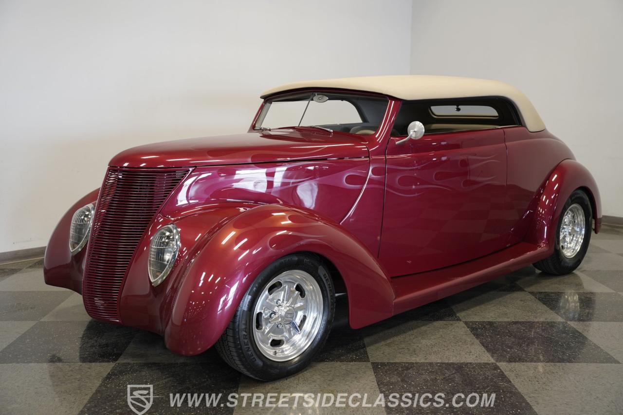 1937 Ford Cabriolet
