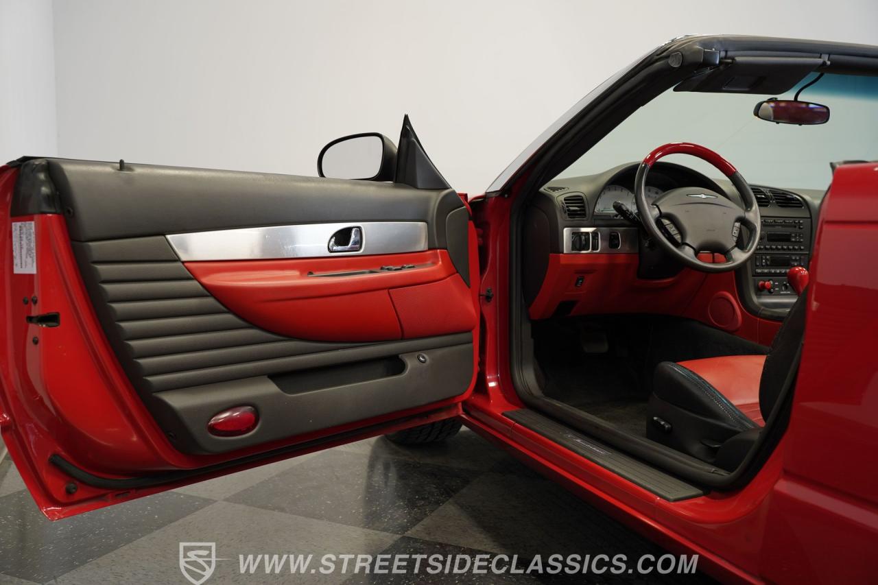 2002 Ford Thunderbird