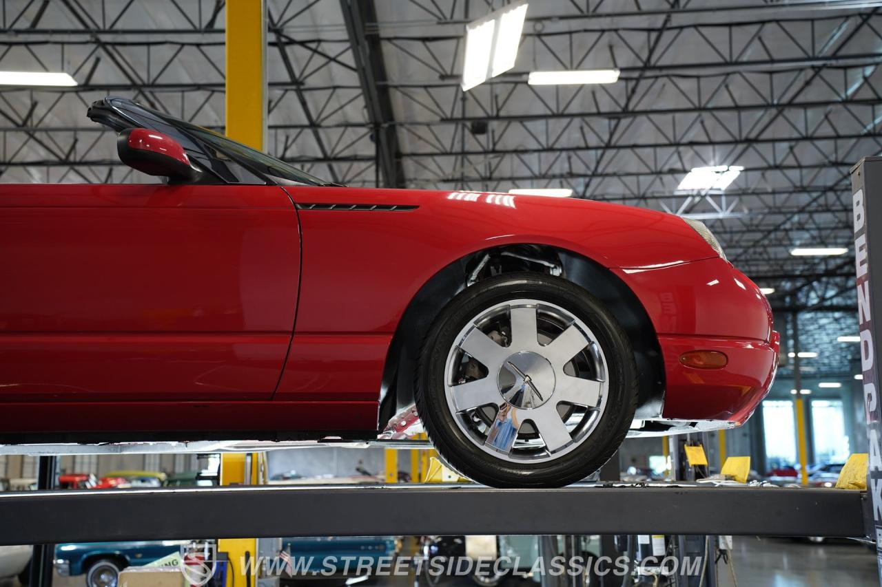 2002 Ford Thunderbird