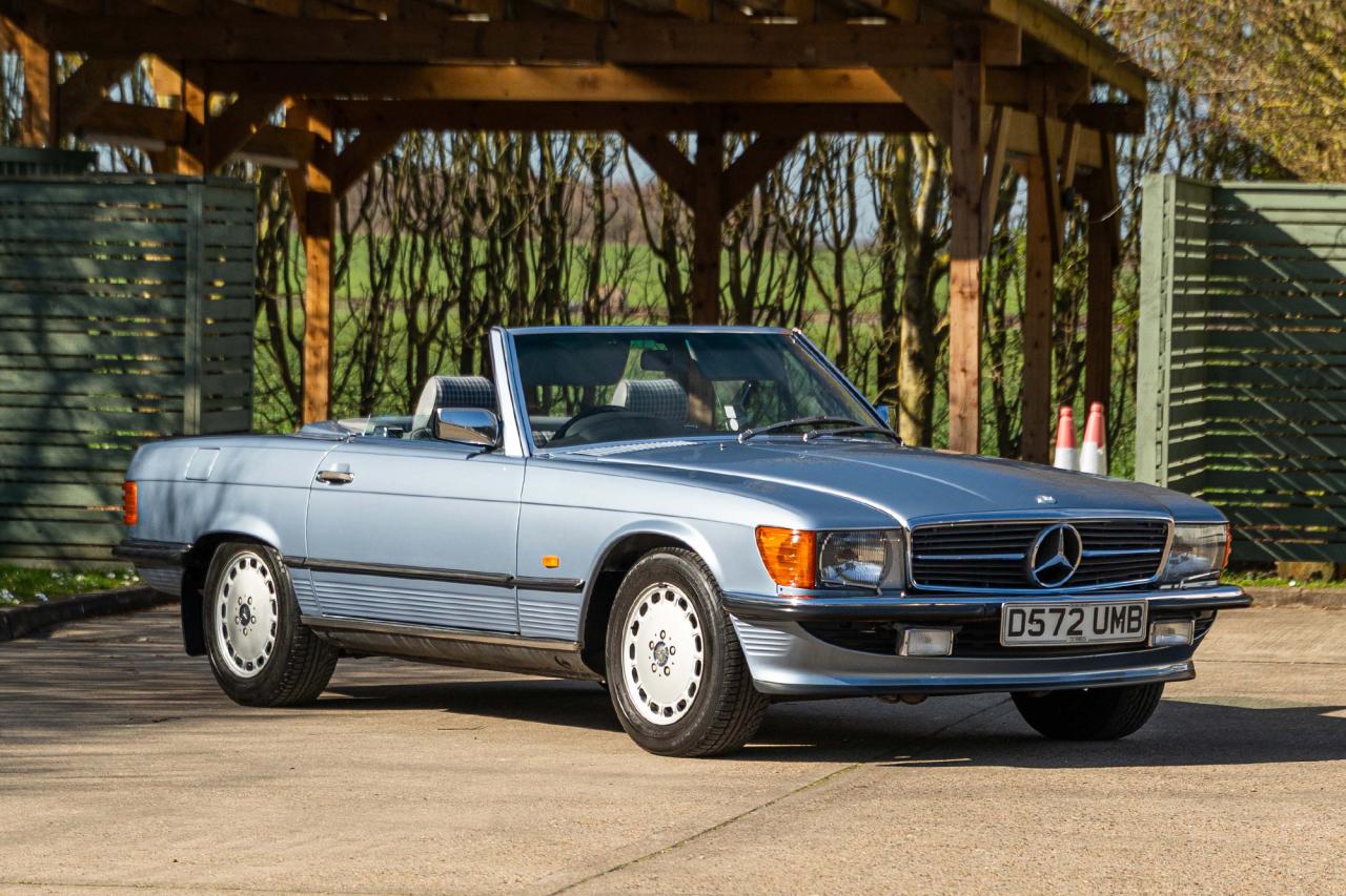 1986 Mercedes - Benz (R107) 560SL