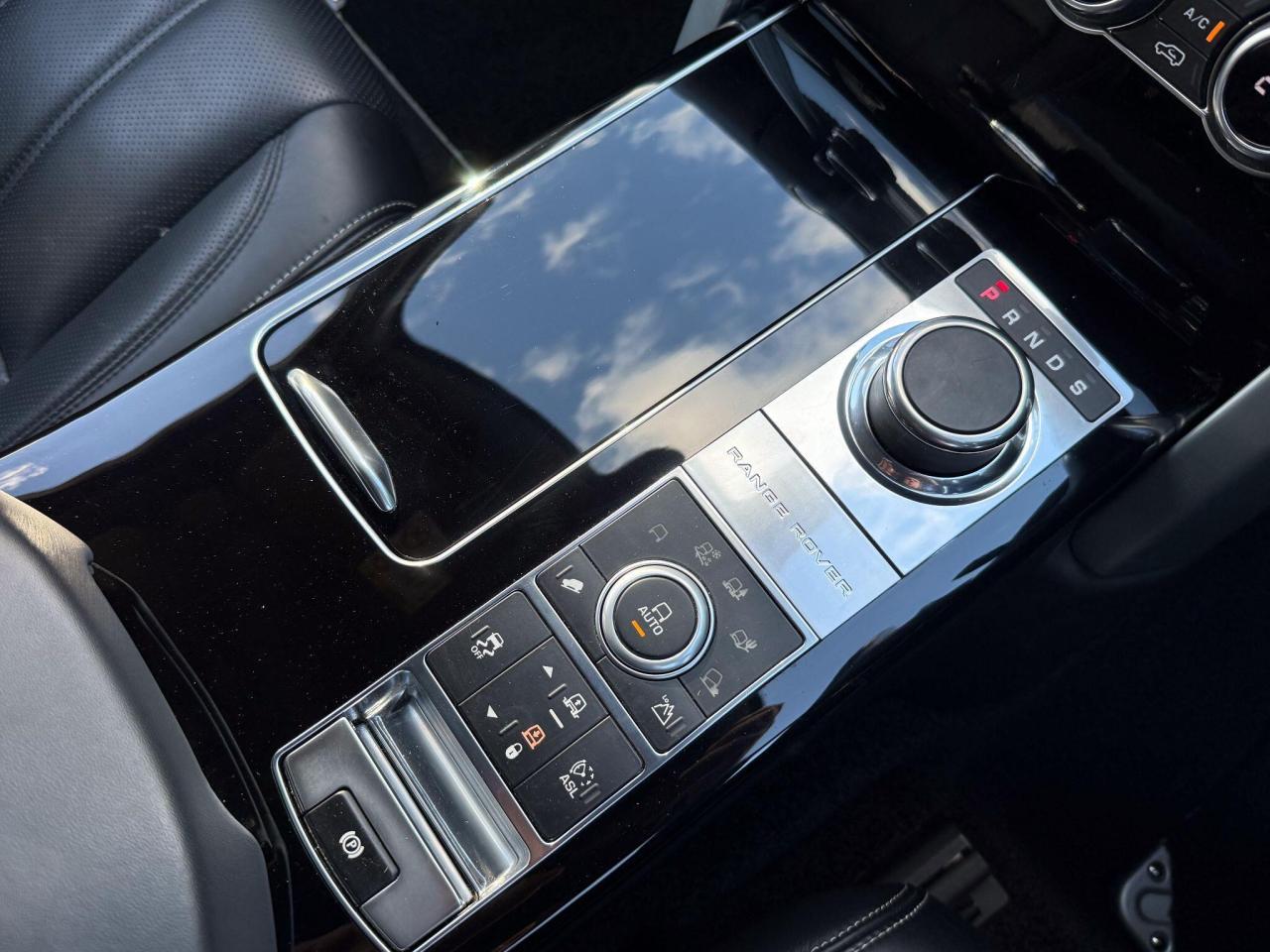 2013 Land Rover 4.4 SD V8 Autobiography SUV 5dr Diesel Auto 4WD Euro 5 (339 ps)