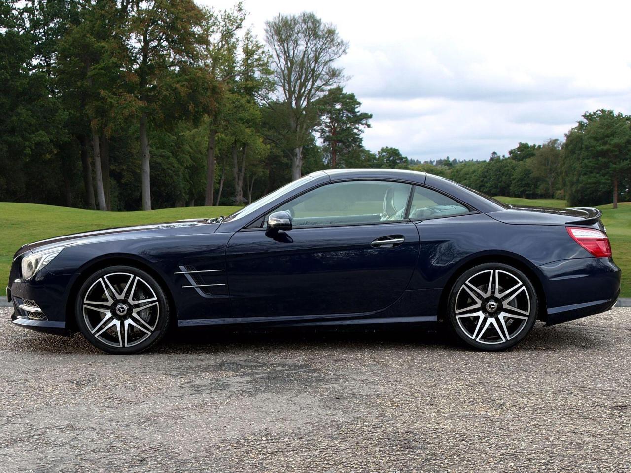 2014 Mercedes - Benz 3.0 SL400 AMG Sport Convertible 2dr Petrol G-Tronic Euro 6 (s/s) (333 ps)