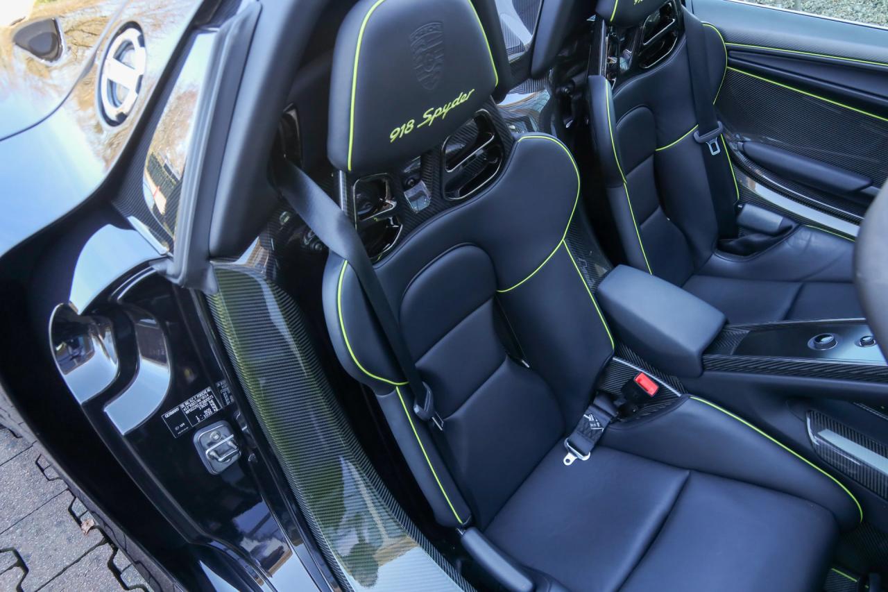 2015 Porsche 918 Spyder &ldquo;Low kilometers - Just over 7.000 kilometers&rdquo;