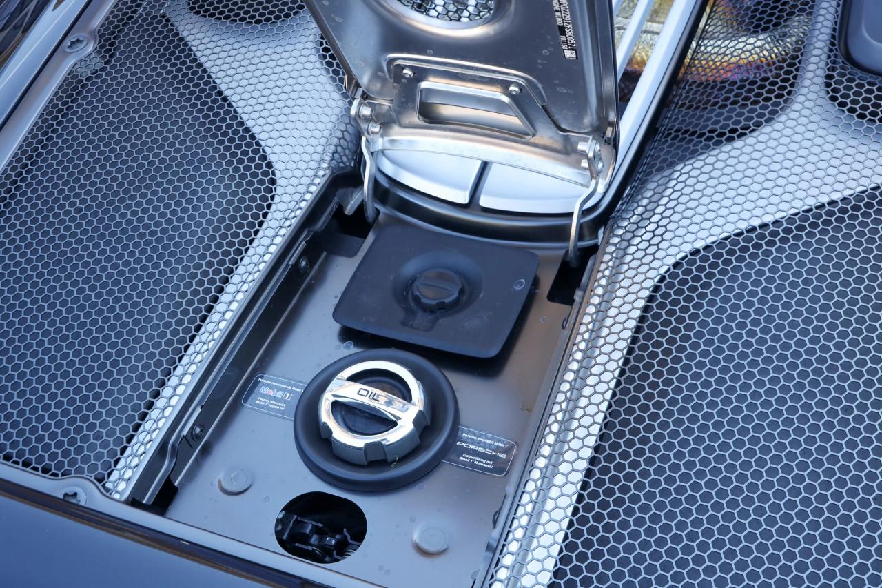 2015 Porsche 918 Spyder &ldquo;Low kilometers - Just over 7.000 kilometers&rdquo;