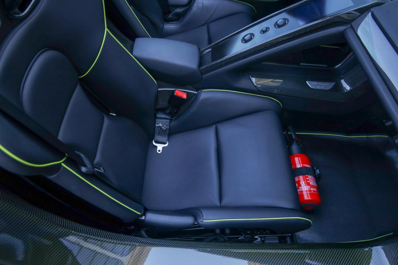 2015 Porsche 918 Spyder &ldquo;Low kilometers - Just over 7.000 kilometers&rdquo;